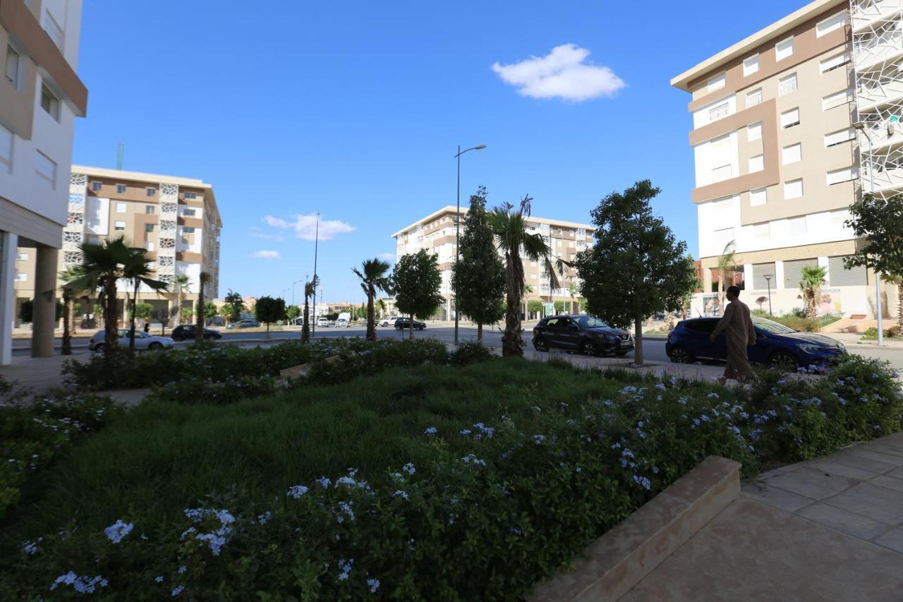 Superbe Appartement bien équipé au centre de la ville d'Uchda  Exterior foto