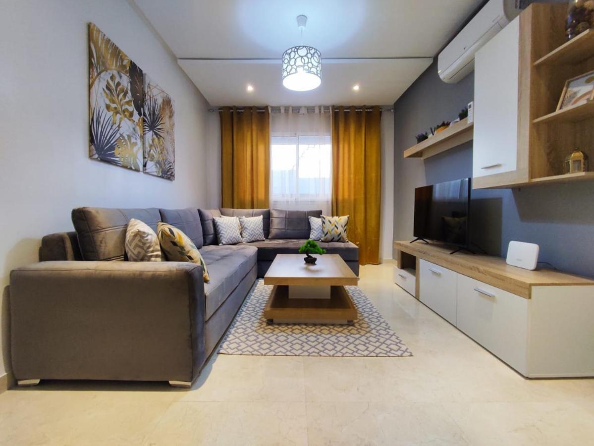 Superbe Appartement bien équipé au centre de la ville d'Uchda  Exterior foto